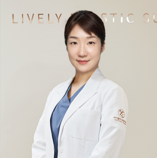 김윤아 원장